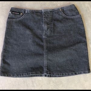DKNY CLASSIC JUNIOR DENIM SKIRT